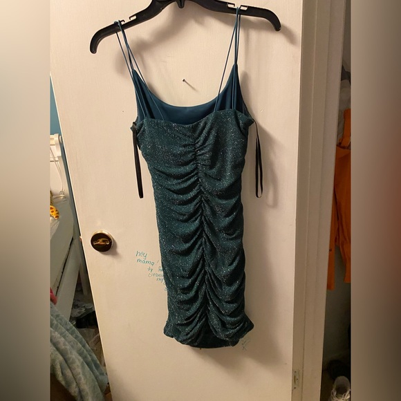 Prom or dance dress - Picture 1 of 3